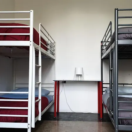 Movidablablabla Hostal Bari